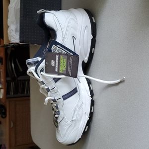 White Skechers Memory Foam